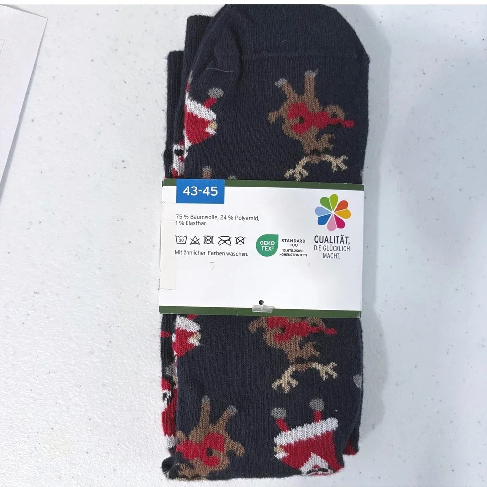 VanVaan Hello Winter Men Crew Socks Navy Blue Santa‎ Reindeer  NWT